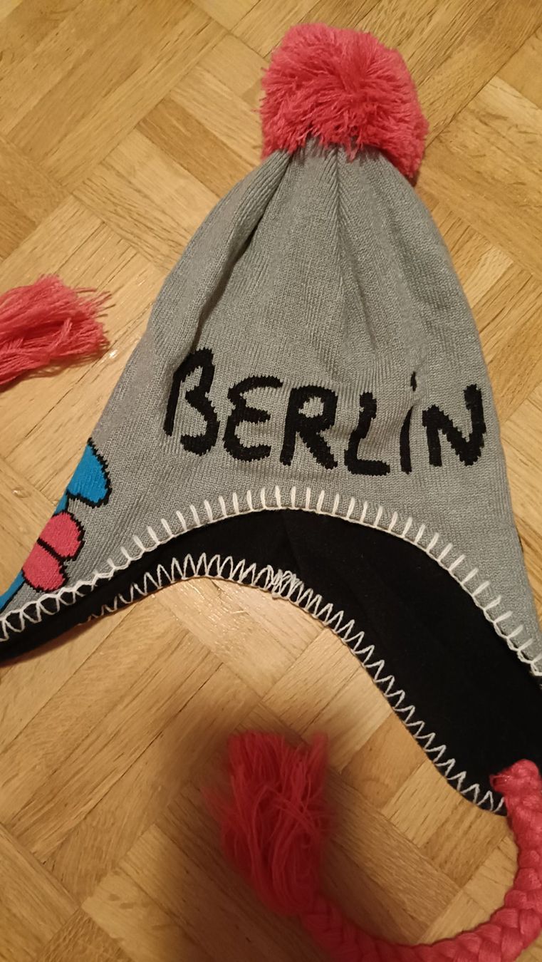 Copricapi, berretti & cappellini: Berlin Mütze neuwertig – Usato da Dübendorf venduto da Me_sa 3