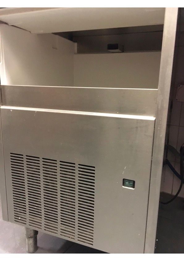 Electrolux Elettrodomestici da cucina: Crush Ice Maschine – Usato da Feusisberg venduto da Foodys 1