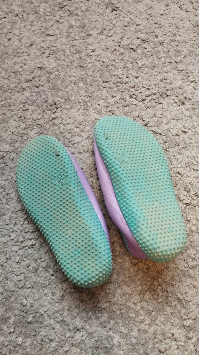Lupilu Scarpe per ragazze: Badeschuhe Einhorn Gr. 26 Top Zustand – Nuovo (secondo la descrizione) da Wangs venduto da Gabrill 2