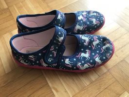 Finken von Superfit mit Einhorn Grösse 33 blau