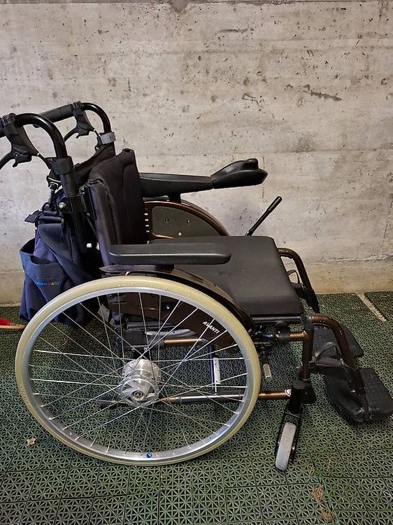 Stilvolle Rollstuhl Gebraucht Gnstig Kaufen Ebenbild