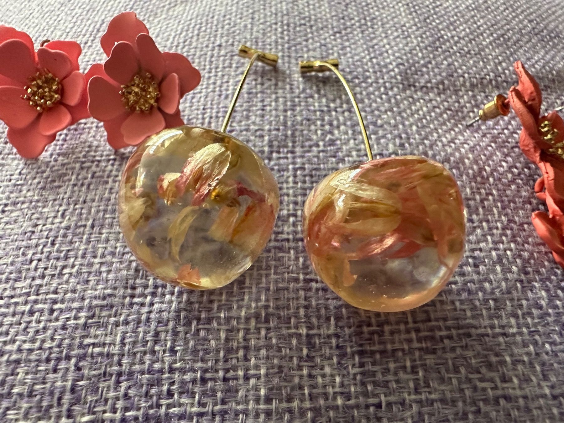 Orecchini pendenti & Orecchini a lobo: Ohrstecker Blumenmotive – Usato da Weinfelden venduto da Kud 1