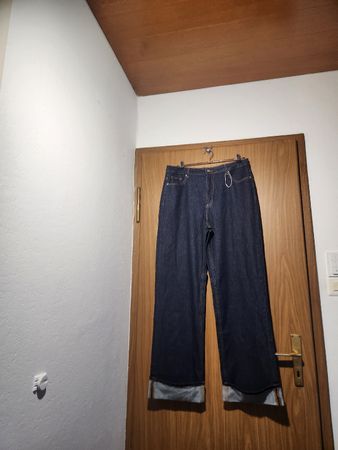 Jean femme chicorée   taille 42/44 taille haute, coupe droit