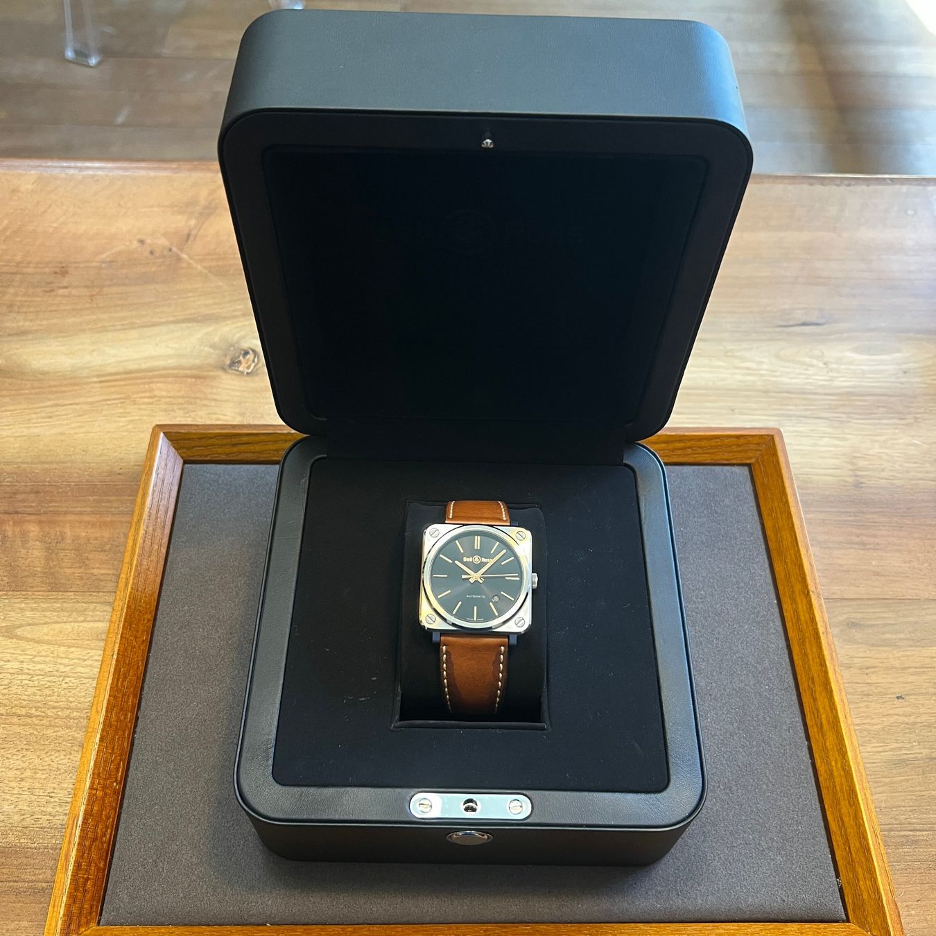 Bell & Ross Montres: Bell & Ross BRS Back Dial Automatic BRS-92-S – D'occasion à Carouge GE par Watchaser 9
