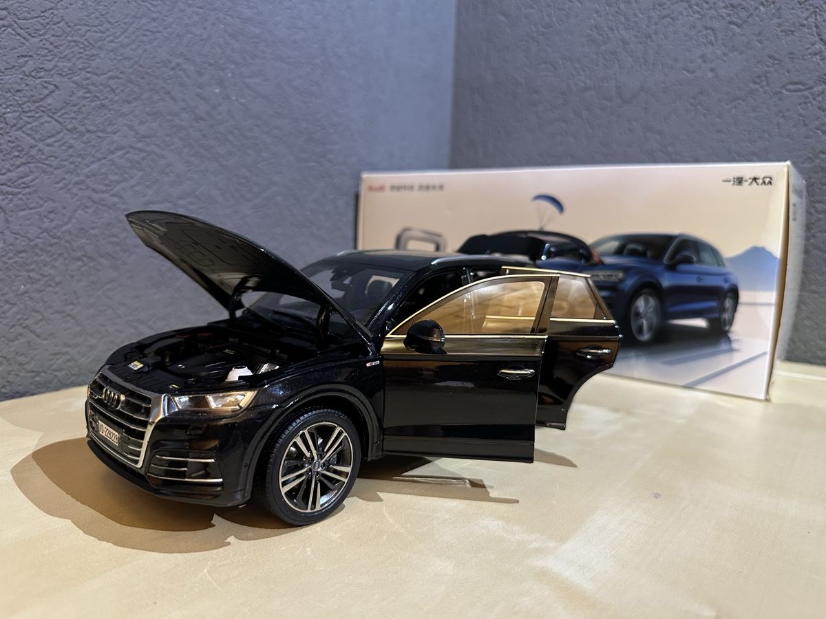 Audi Modellini d'auto: AUDI Q5L 1/18 Paudi – Usato da Monthey venduto da gla_jw8q 4