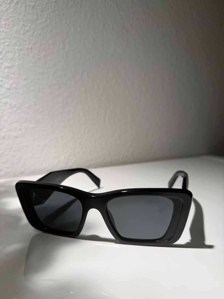 Prada Brillen & Gläser: Prada Sonnenbrille – Neu (gemäss Beschreibung) aus Herisau von ogkosta