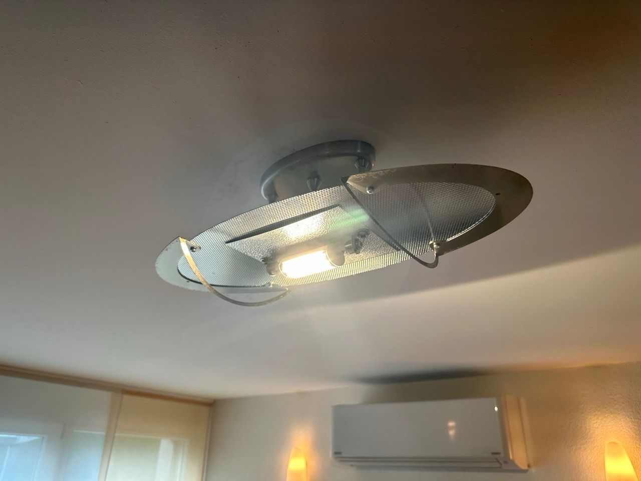 Bankamp Lampadari & plafoniere: Elegante Bankamp-Deckenleuchte – Usato da Kaiseraugst venduto da POIPU 3