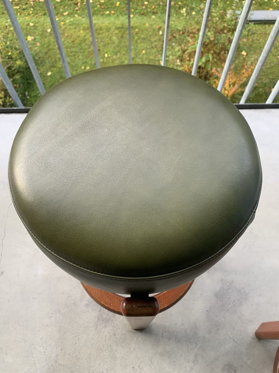 Hocker: 2 Vintage midcentury Teakholz Hocker Danish – Gebraucht aus Fribourg von GBT42 3