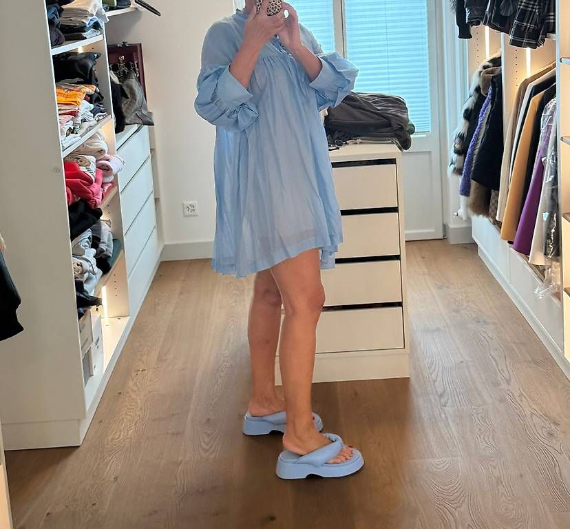 Kleider: Kleid hellblau  – Gebraucht aus Luzern von per_mxf5 2