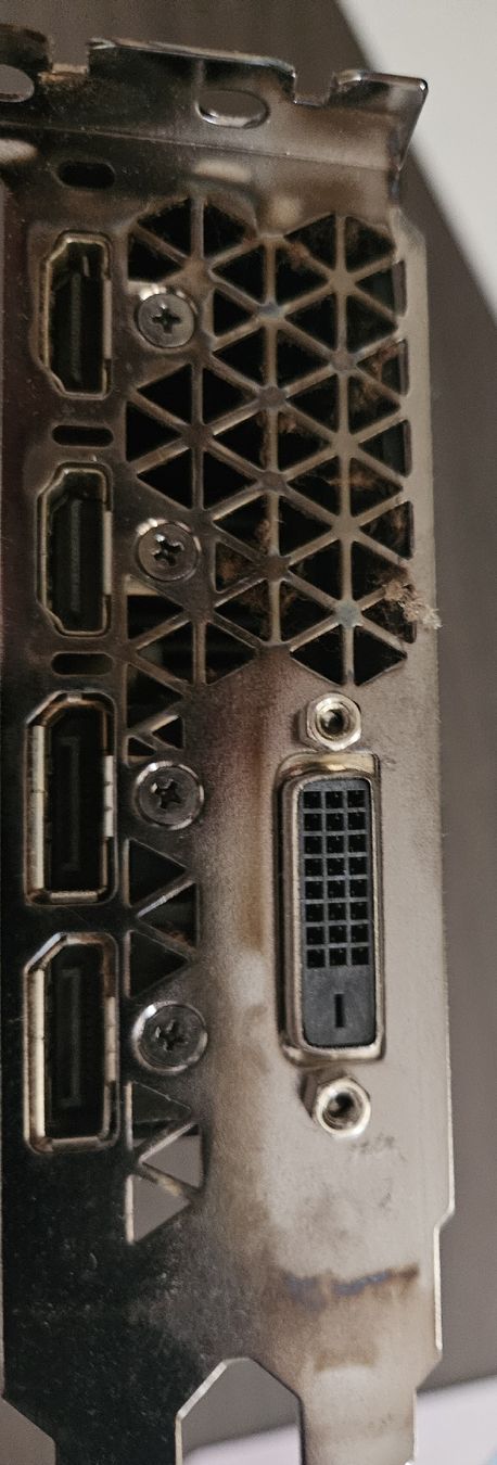 Nvidia Cartes graphiques: alte Nvidia GTX 1070  – Défectueux à Sisseln AG par rjj_ydb7 2