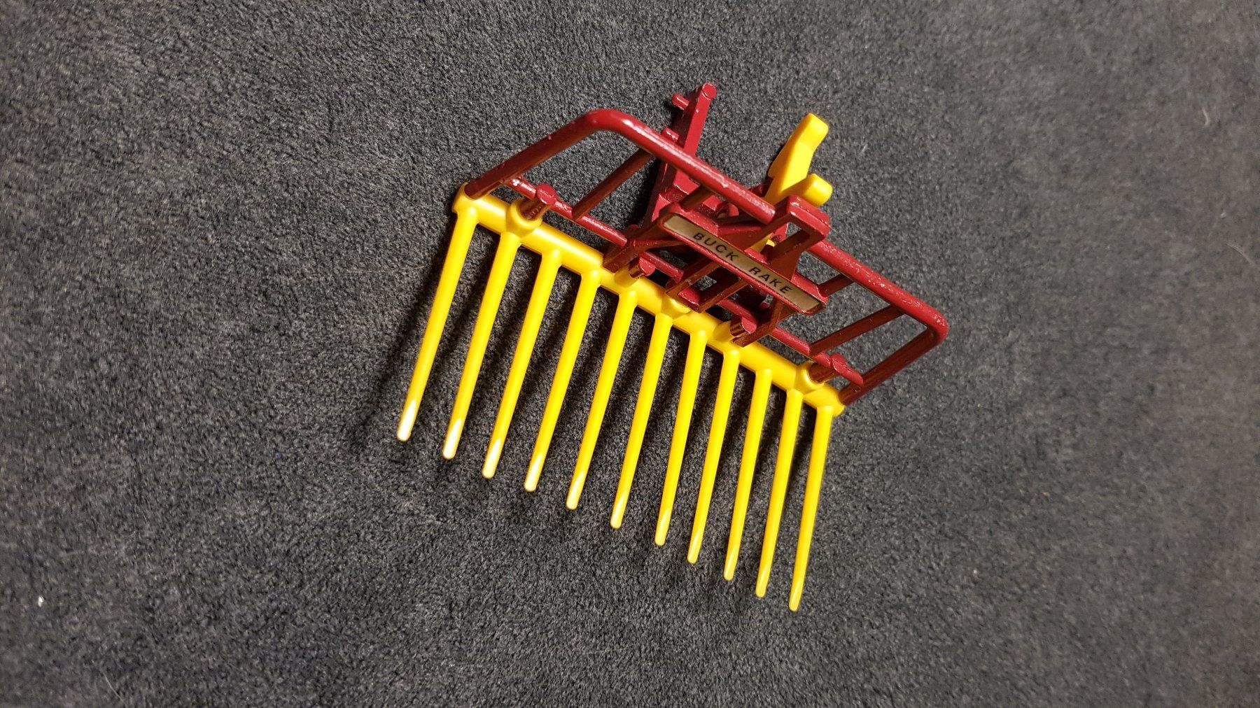 Britains Modellautos: Britains Farm Toy Buck Rake   1978 – Gebraucht aus Othmarsingen von