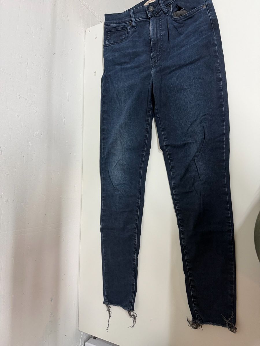 Levi's Lots de vêtements: Levi‘s Jeans Bundle Gr 27/30  – D'occasion à Aeugstertal par Joana_R 4