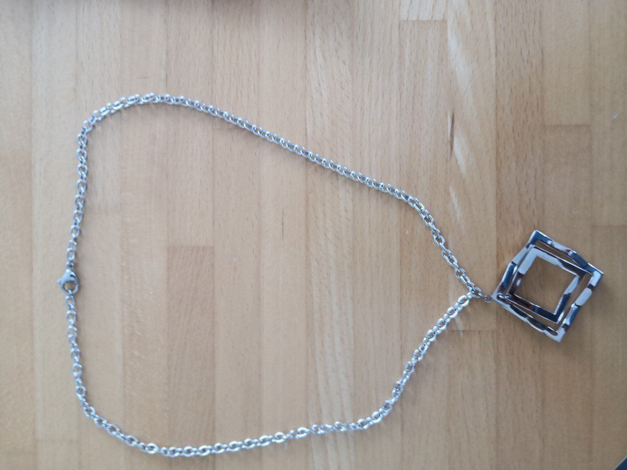 Catenine: Schöne, neue Edelstahlkette – Usato da Eichberg venduto da Kati30