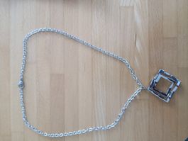 Schöne, neue Edelstahlkette