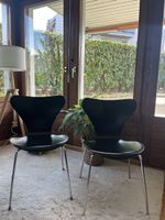 2 Fritz Hansen Stühle Serie 7 schwarz