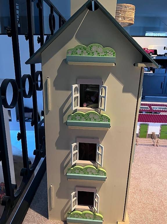 Case e mobili per bambole: Maison de poupée CHERRY H91cm LE TOY VAN – Usato da Onnens VD venduto da thi_6rvw 2