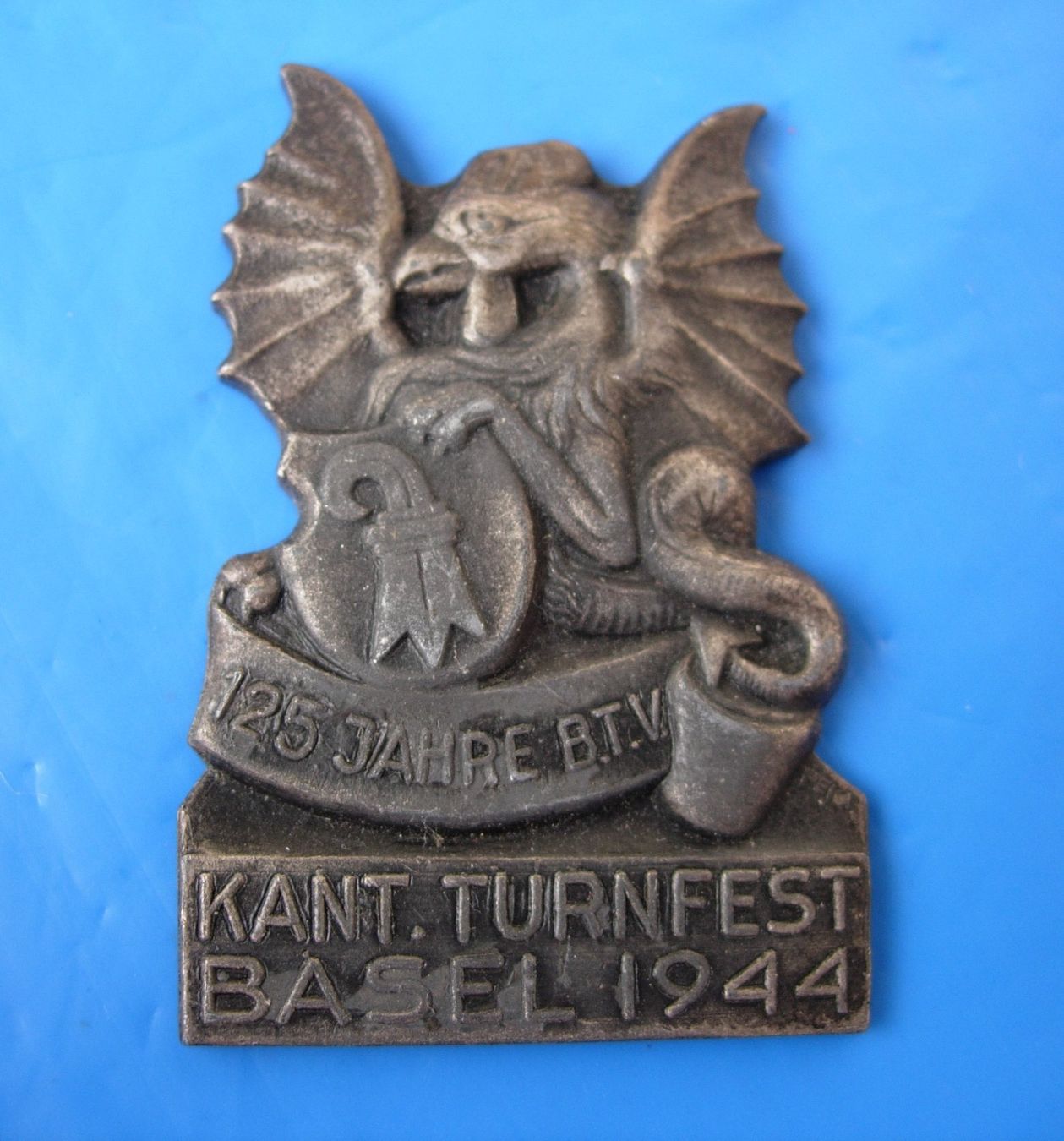 Medaglie: BASEL - 1944 -Kant. Turnfest . abzeichen – Usato da Basel venduto da Grbina64 2
