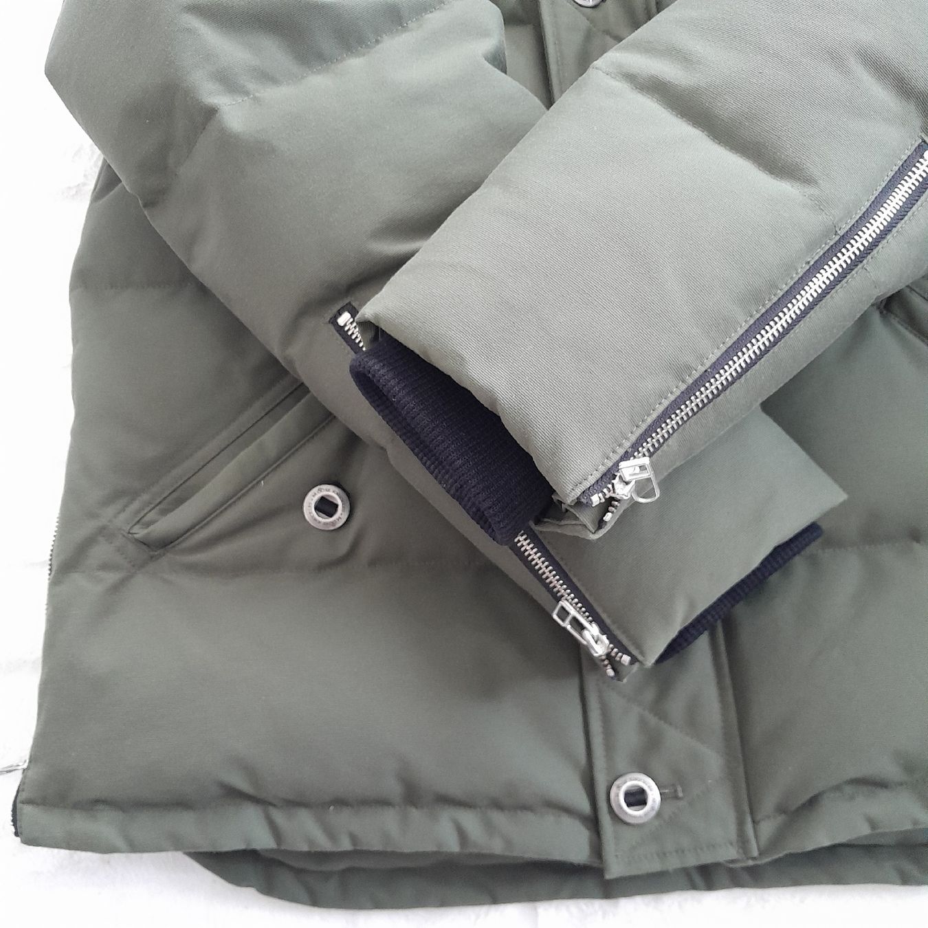 Moose Knuckles Giacche: Doudoune Moose Knuckles XL, authentique,  neuve! – Usato da Renens VD venduto da ser_j2fn 3