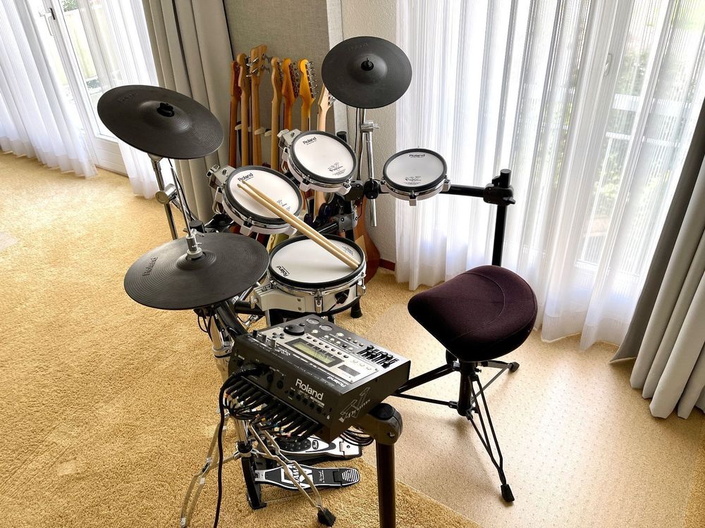 Roland TD12 edrum set, Top Ausstattung inkl. Hi-Hat Ständer (Gebraucht ...