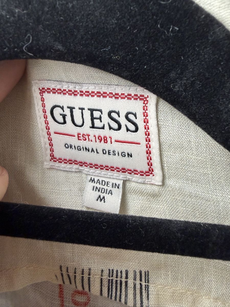 Guess Camicie: Guess All-Over Print Linen Shirt M – Usato da Oberönz venduto da ezuer 1