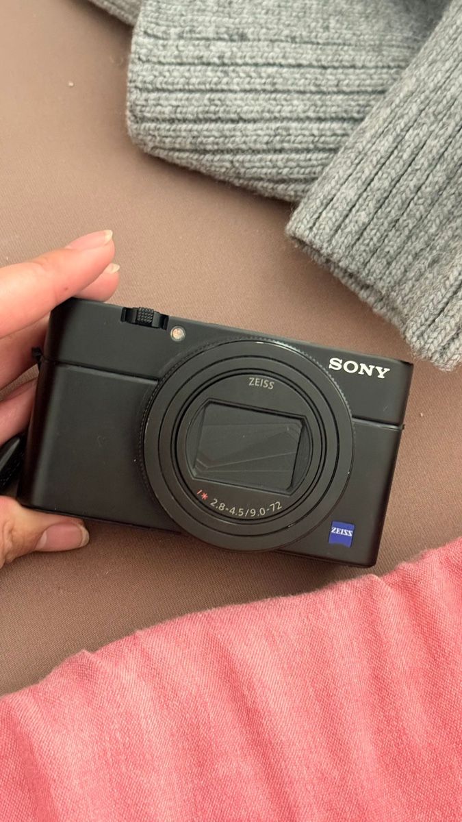 Sony Fotocamera: Sony Rx 100 VI – Usato da Glashütten venduto da all_g5bs