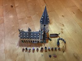 LEGO Harry Potter Hogwarts Castle 75954 with figures