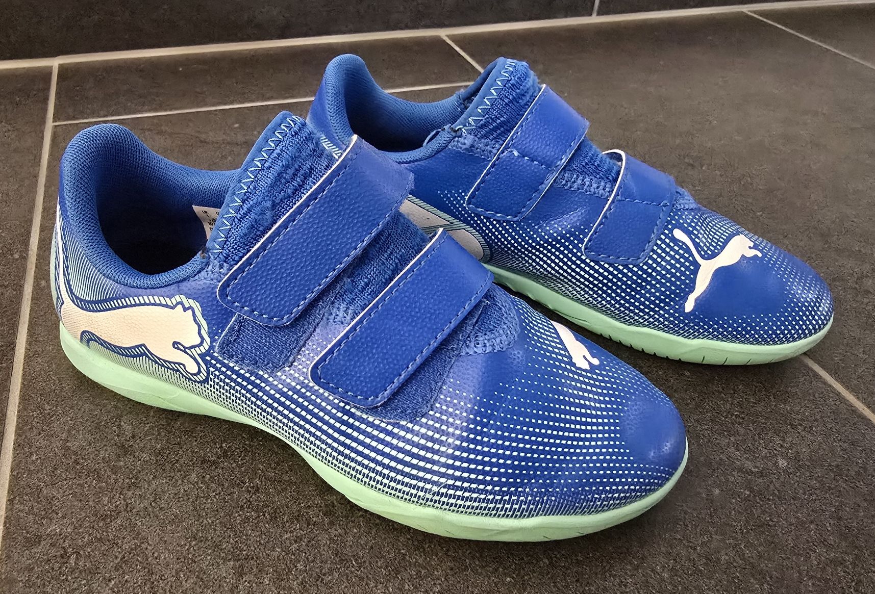 Puma Scarpe per ragazzi: Fussball Hallenschuhe Grösse 33 PUMA – Usato da Birmensdorf ZH venduto da nad_5hfd