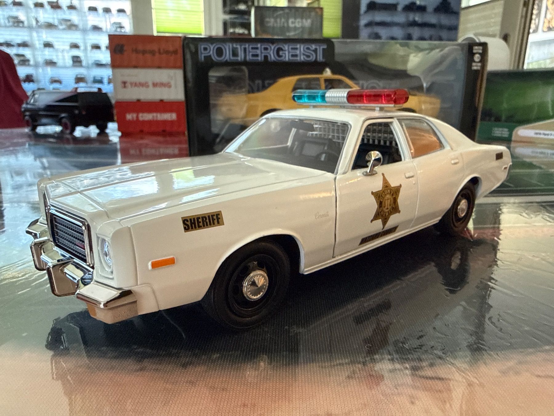 Dodge Modellautos: 1975 Dodge Coronet Sheriff / 1:24 – Neu und originalverpackt aus Basel von Zomeg 9