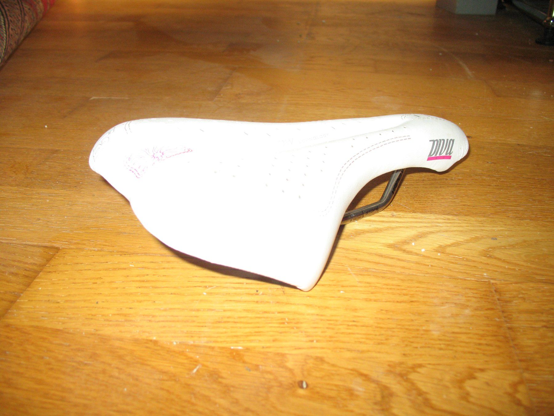 Selle Italia Ersatzteile: Vintage Rennrad Sattel – Neu (gemäss Beschreibung) aus Bern 16 von HoneyBee06 4