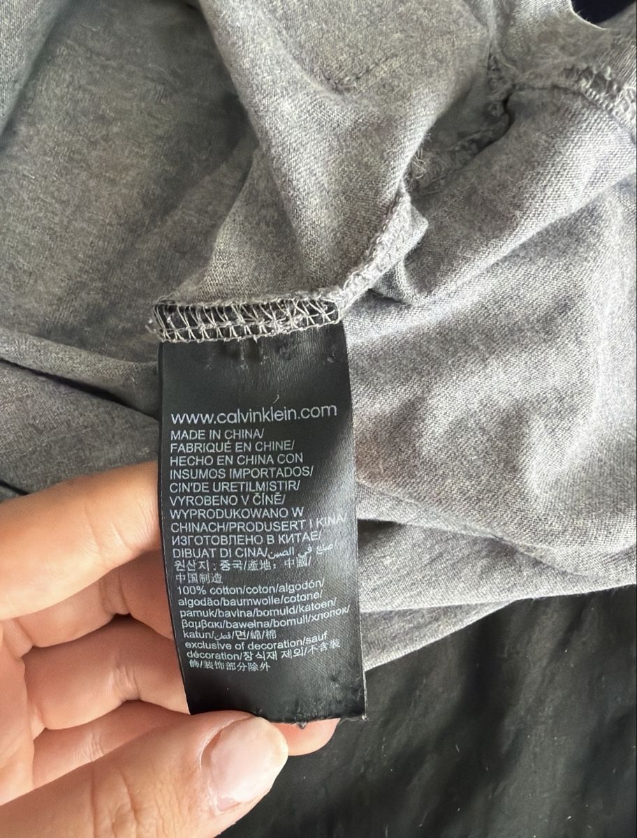 Calvin Klein T-Shirts: T-shirt Calvin Klein Jeans  – Gebraucht aus Sirnach von D.SecondChance 1