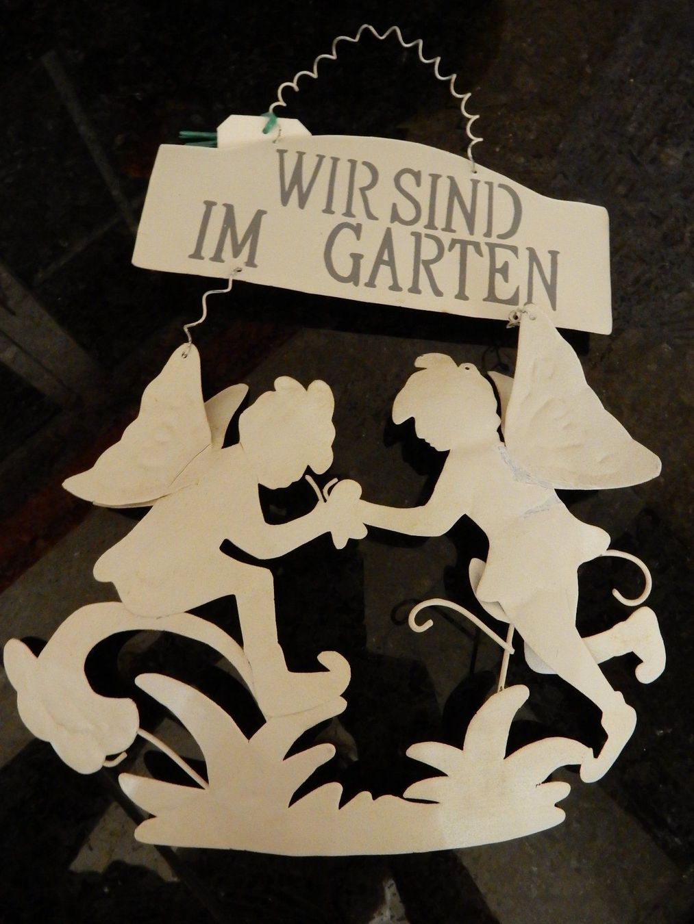 Insegne: Fee: Blechschild Schild 'Wir sind im Garten' shabby chic NEU – Nuovo e nell'imballaggio originale da Jona venduto da simongarden
