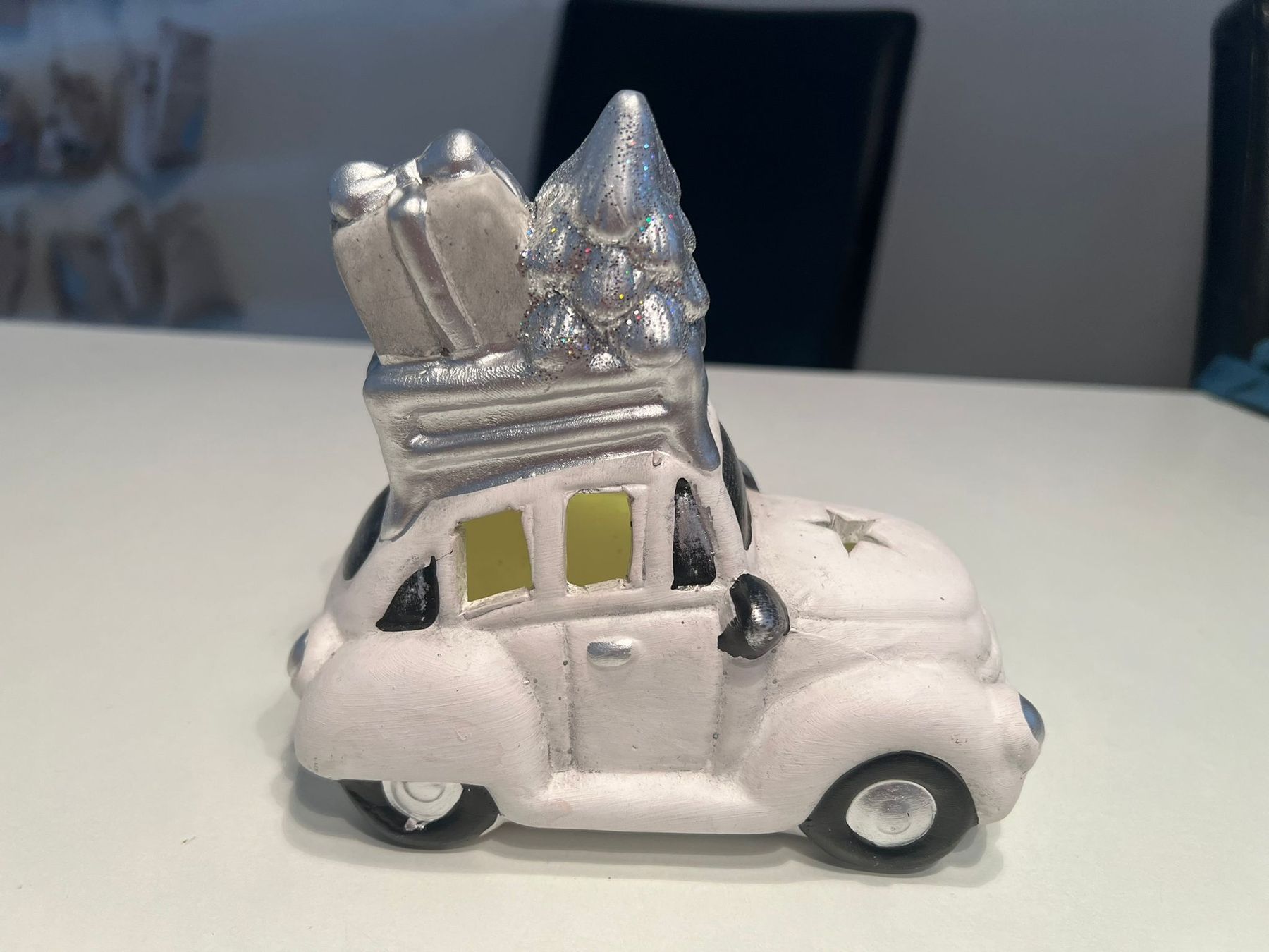 Tutte le decorazioni: VW Käfer – Usato da Egg b. Zürich venduto da Brocki_Insel_Egg 2