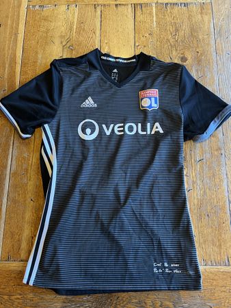 Lyon Trikot
