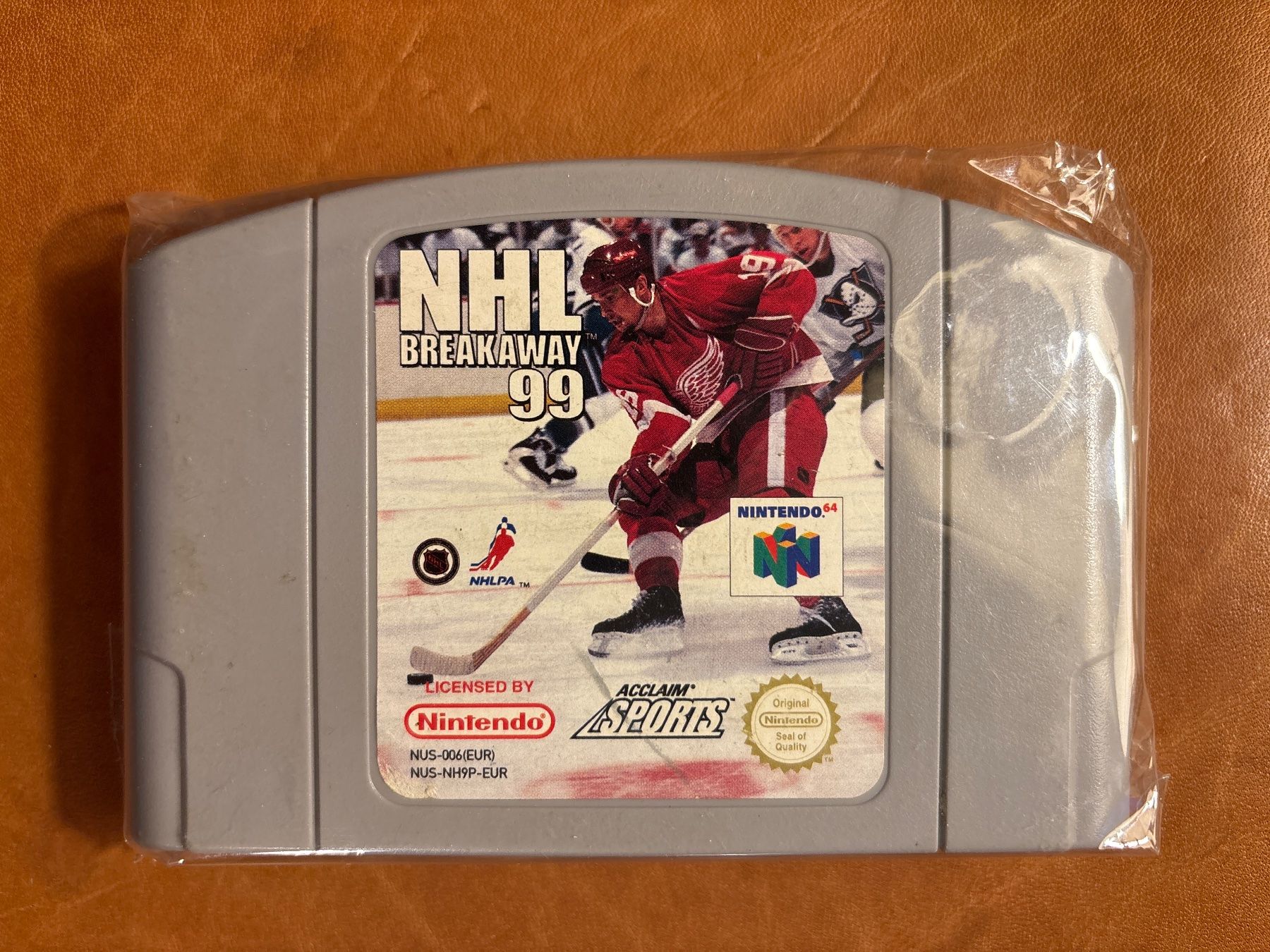 Nintendo Giochi: NHL BREAKAWAY 99 - Nintendo N64 – Usato da Zürich venduto da hiddentreasures_zh