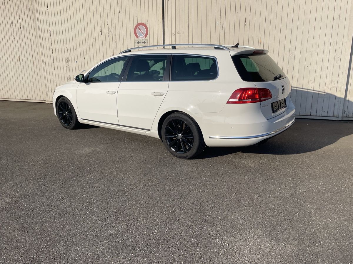 VW Autos: Passat Variant 2.0 TDI 2014 – Gebraucht aus uetendorf von Stahr 1
