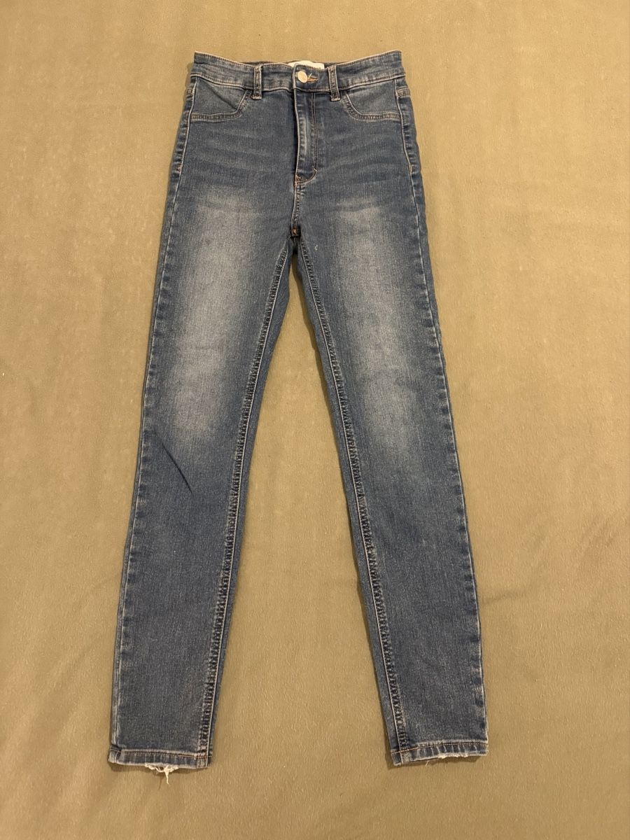 Pull&Bear Jeans: Skinny Jeans – Usato da Muttenz venduto da Bea_dbr