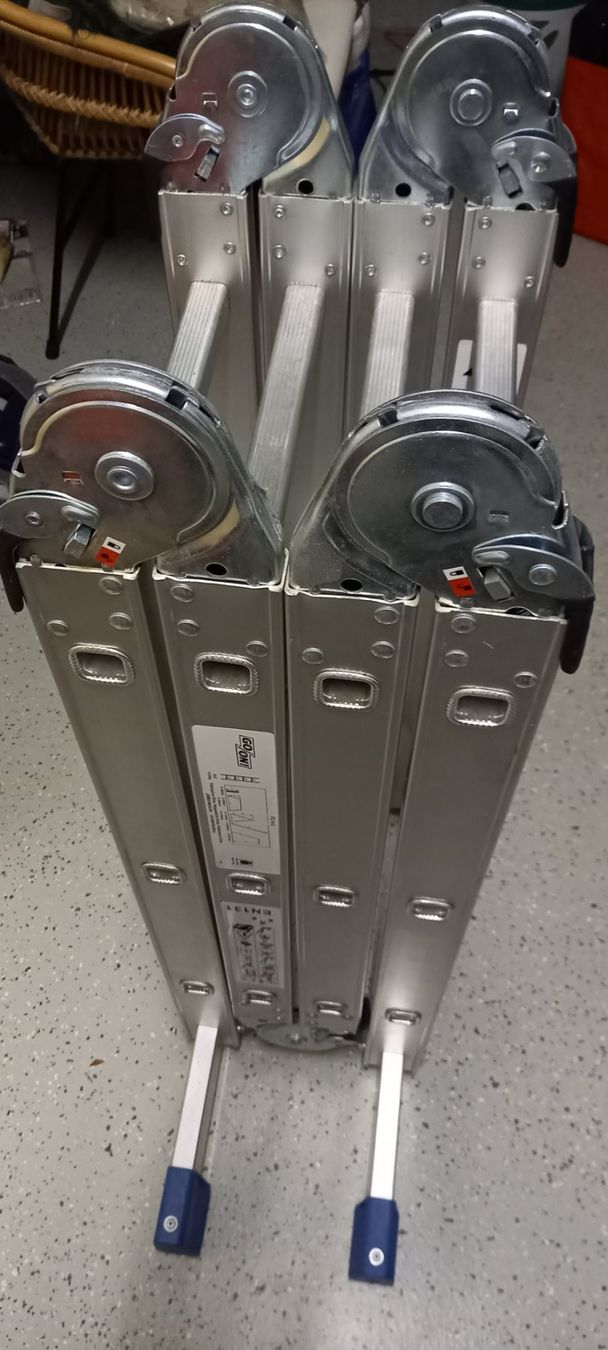 Scale: Universalleiter Go/on  4x3 max 150kg – Nuovo (secondo la descrizione) da Salez venduto da EMERCARO