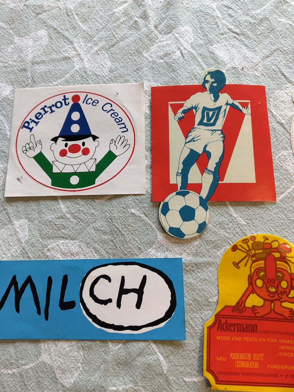 Aufkleber: Konvolut Sticker mit Motiven – Gebraucht aus Biel/Bienne von DoNa82 1