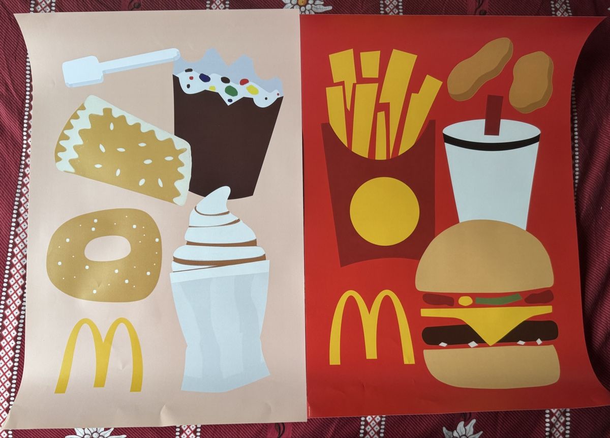 Posters & Illustrations: 2 Affiches McDonald’s – Neuf avec emballage d'origine à Riddes par pullrose