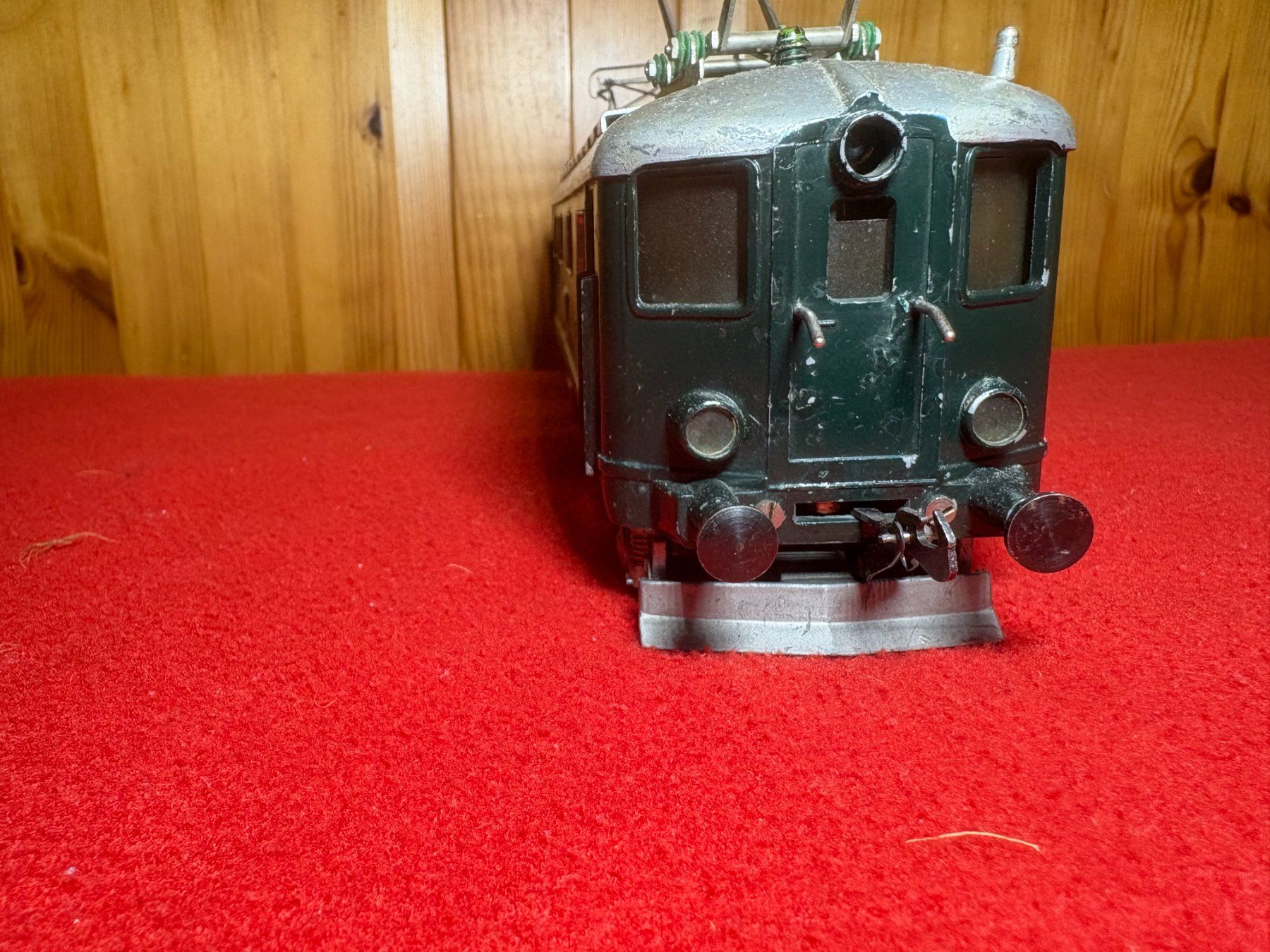 Hag Modellini di ferrovie: HAG Re 4/4 Pendelzugversion, einmotorig, 3-Leiter – Usato da Hombrechtikon venduto da mch_8tkf 2