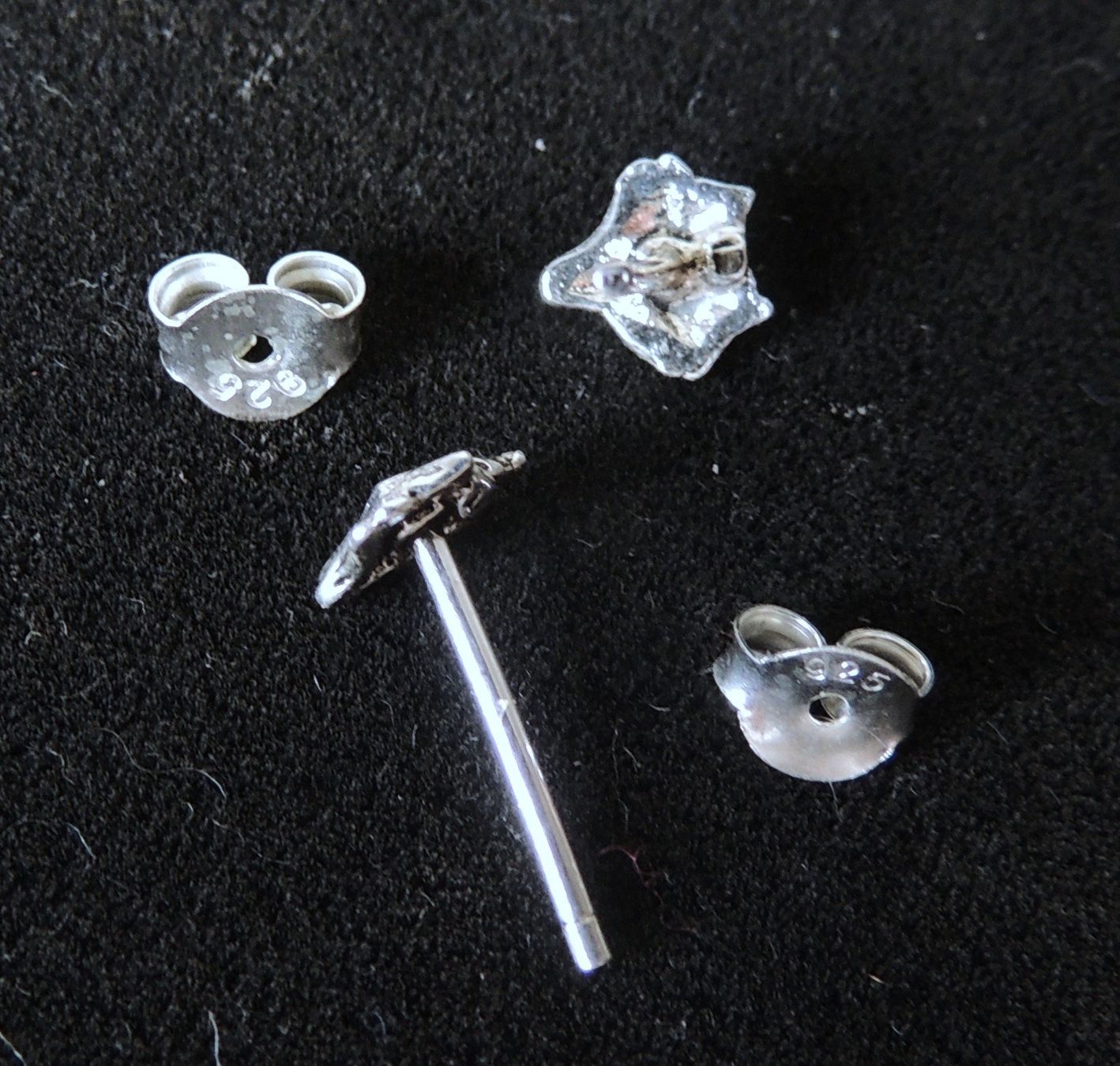 Boucles d'oreille: Wolf Silber 925 Ohrstecker 6 mm – Neuf (Voir description) à Waldenburg par schaller707 2