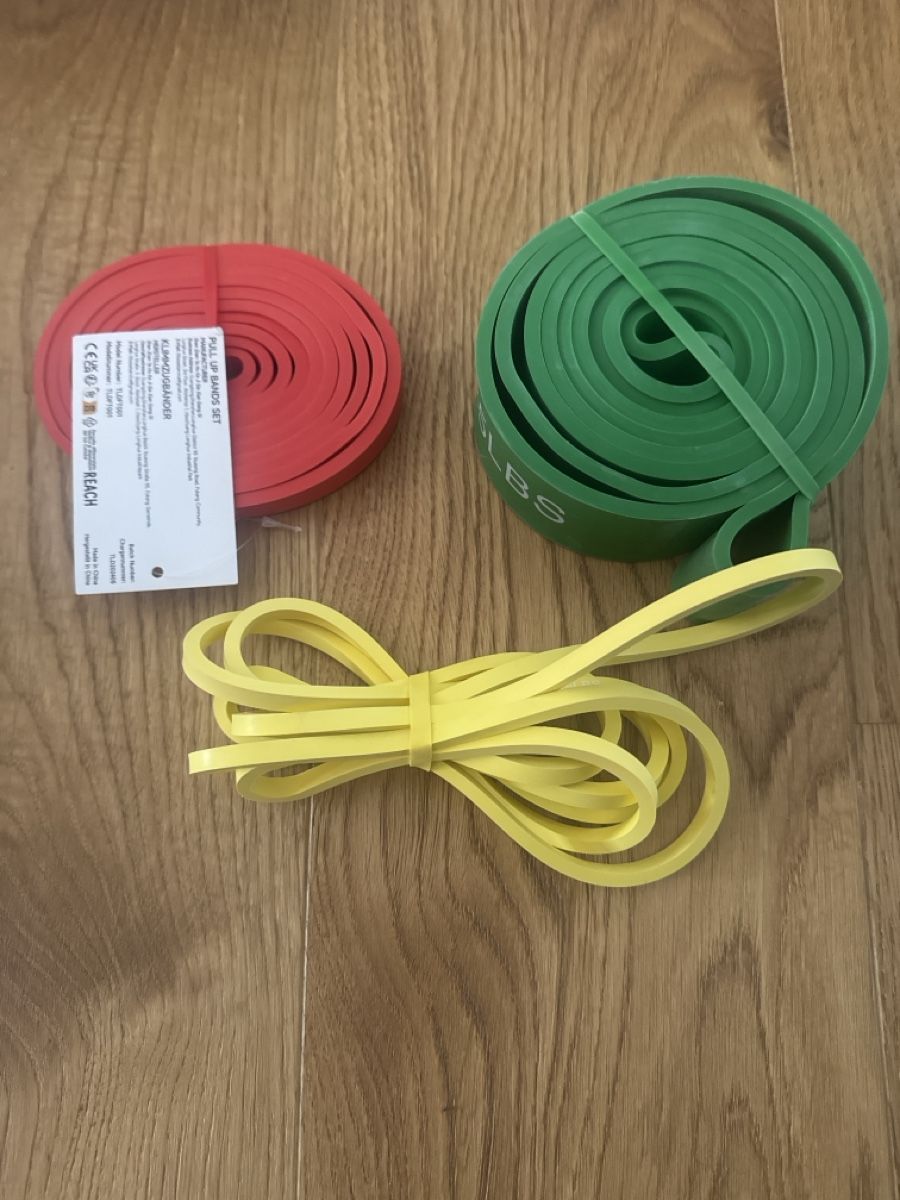 Altro in Bricolage: Klimmzugbänder Set 3-teilig  – Nuovo (secondo la descrizione) da Chur venduto da ann_pvh5