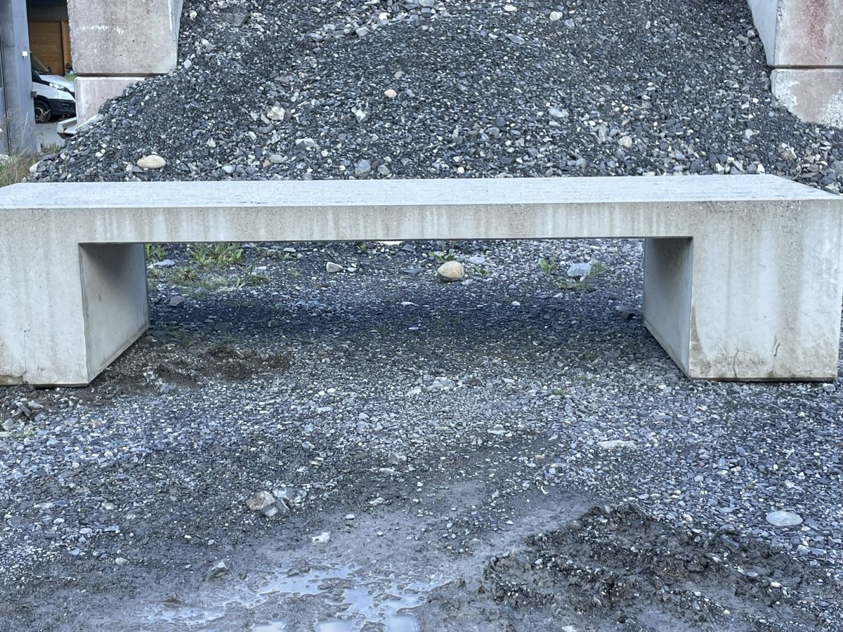 Panchine: Betonbank – Usato da Unterägeri venduto da Furrer_24