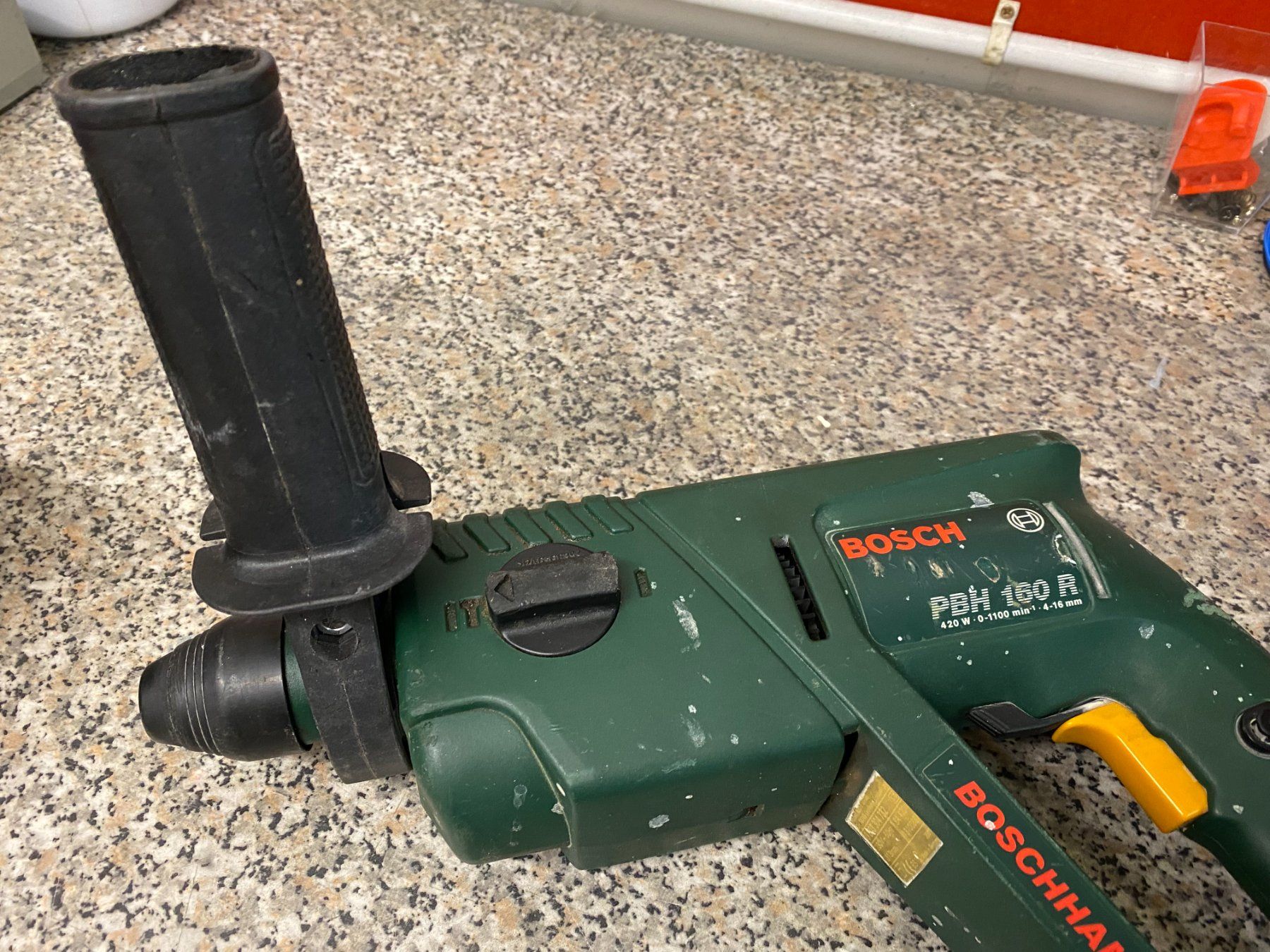 Bosch Tutti gli attrezzi: Bohrhammer Bosch PBH 160R – Usato da Aesch BL venduto da hprrph 3