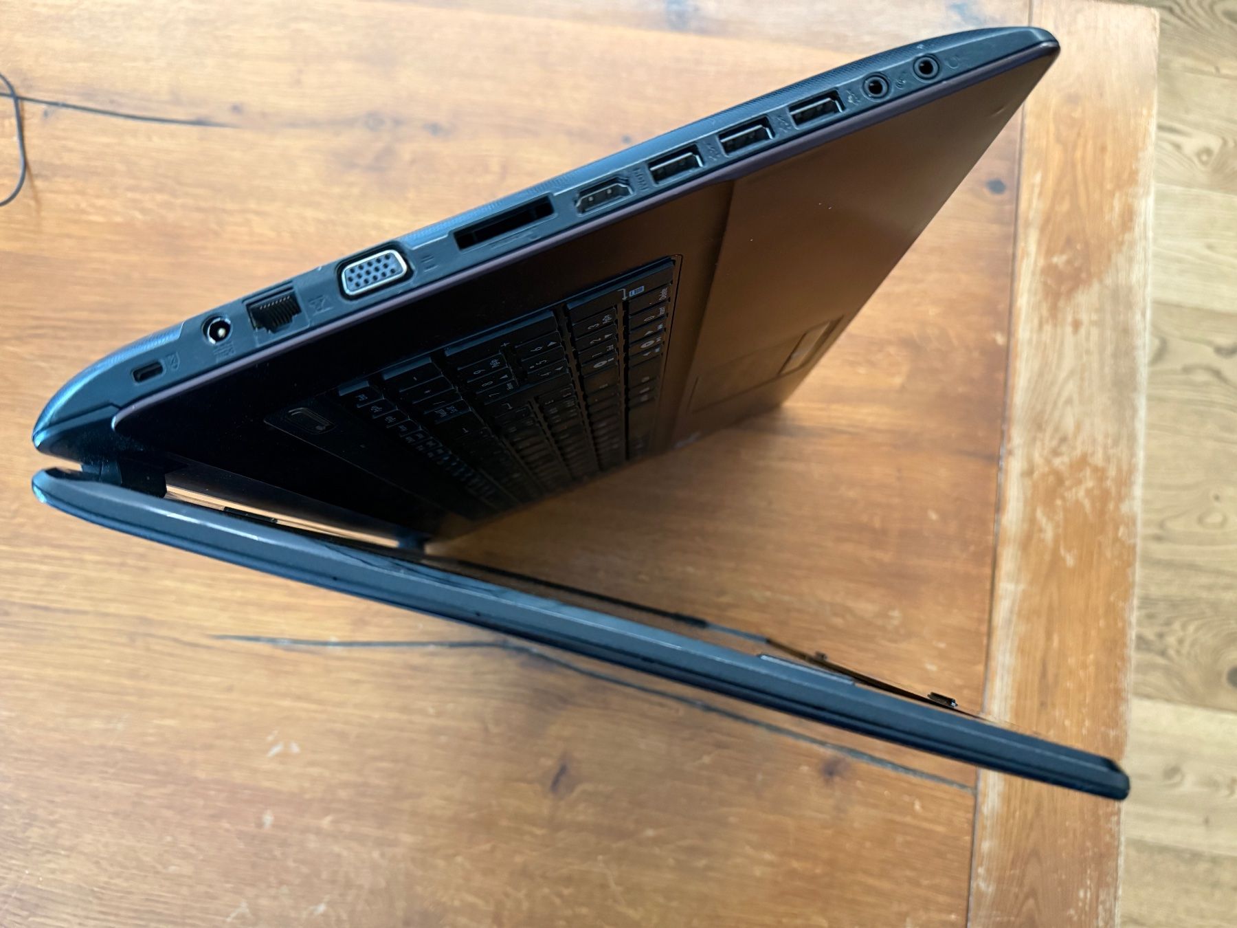 Asus Notebooks: ASUS I7 K73SV – Defekt aus Riddes von panchaud-e 3