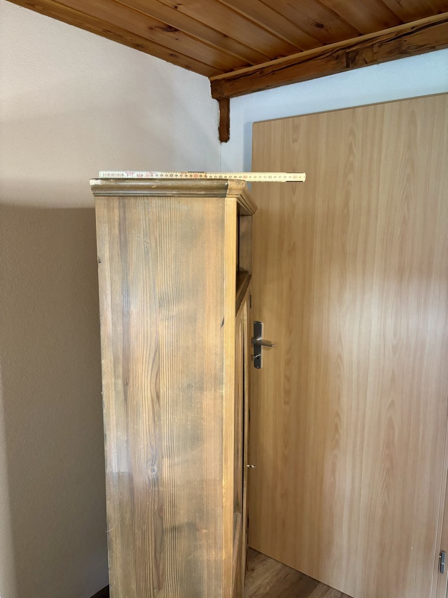 Vetrine: Antiker Kasten Vitrine – Usato da Gündisau venduto da yuma06 5