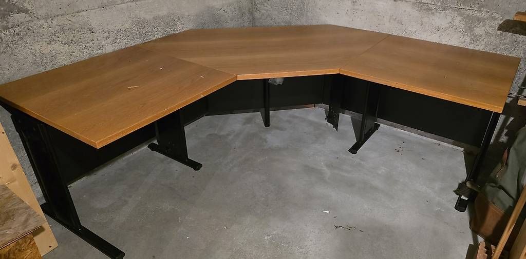 Schreibtische: Schreibtisch – Gebraucht aus Rupperswil von Jacky081 4