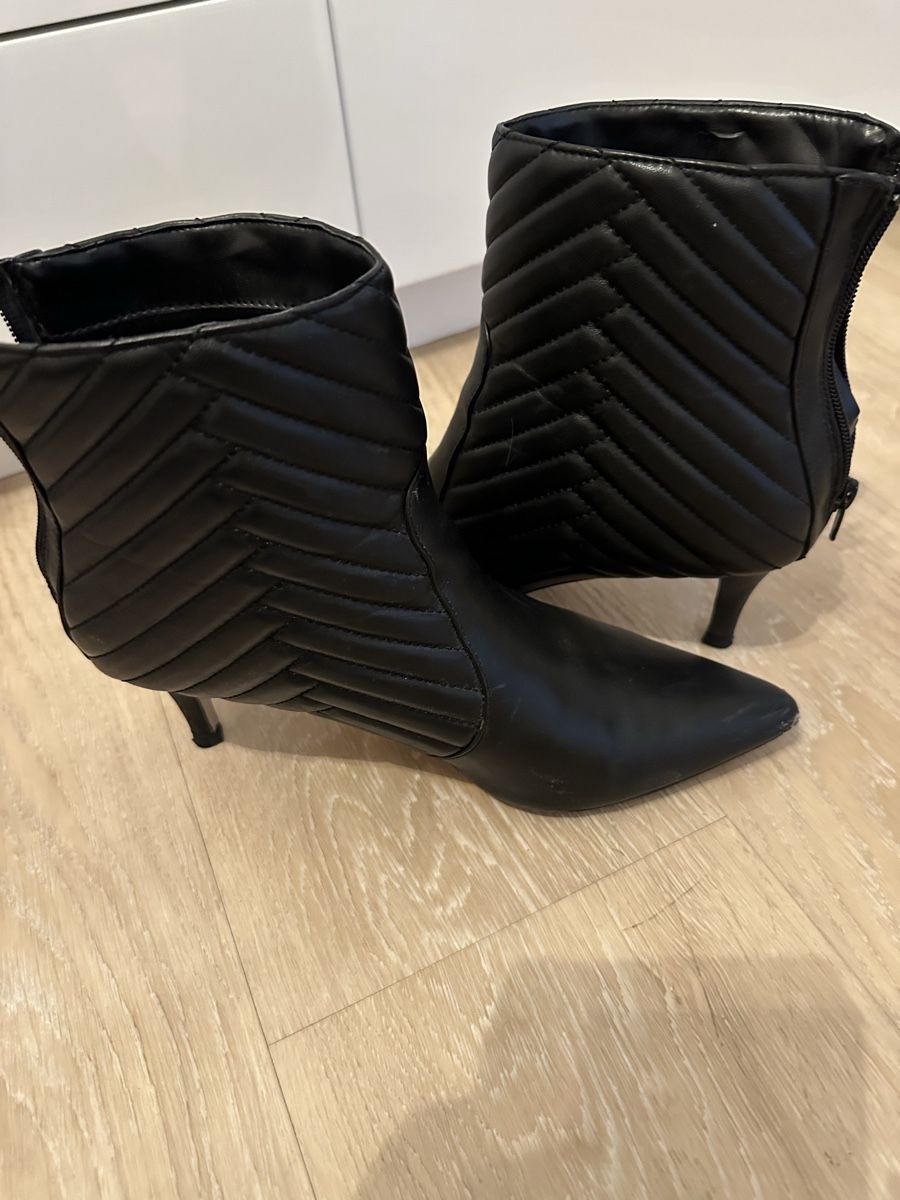 Scarpe da donna: Damen Leder Stiefel Grösse 40 – Nuovo (secondo la descrizione) da Basel venduto da Ivana_4 4