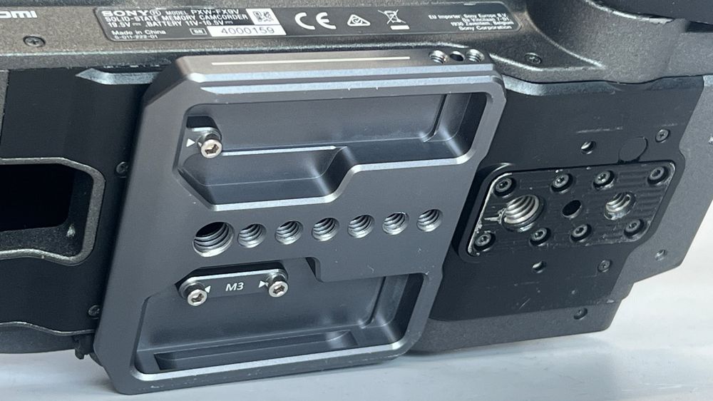 Sony Camcorder: Sony Vollformat-6K-Sensor Profi-Kamera PXW-FX9 – Gebraucht aus Arlesheim von arbel 4