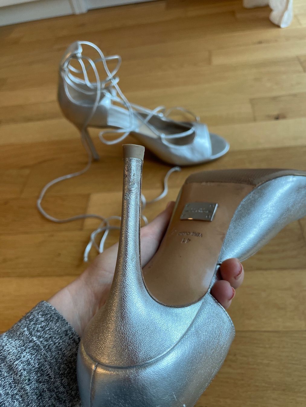 Michael Kors Damenschuhe: Michael Kors Collection Sandals 41 silver leather – Gebraucht aus Zug von dim_np7l 3